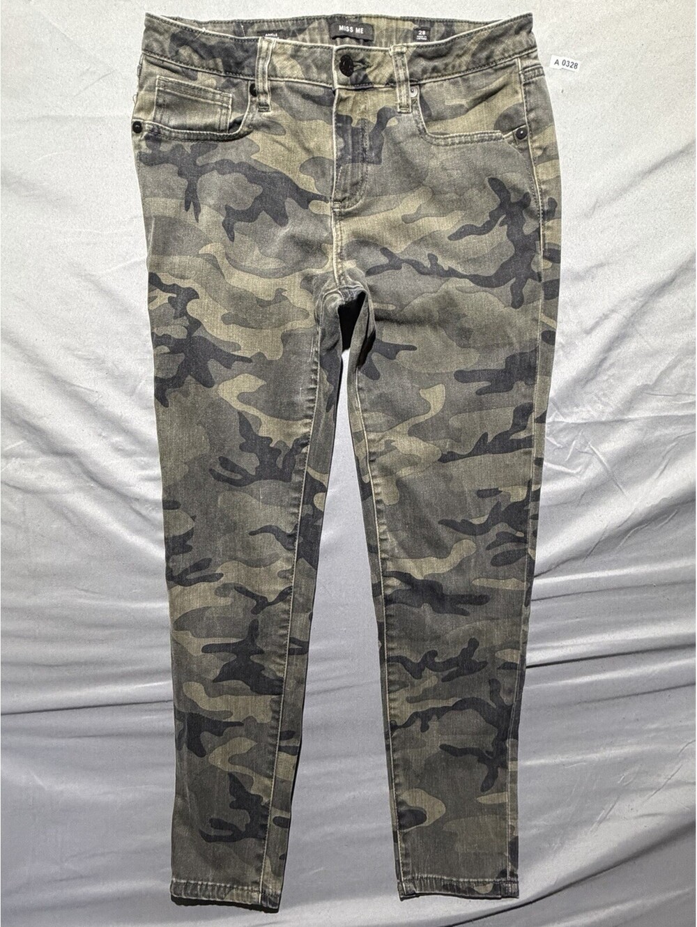 Miss Me Women’s Ankle Skinny Jeans Size 28 (28x26.5) Camouflage Camo Print Pants